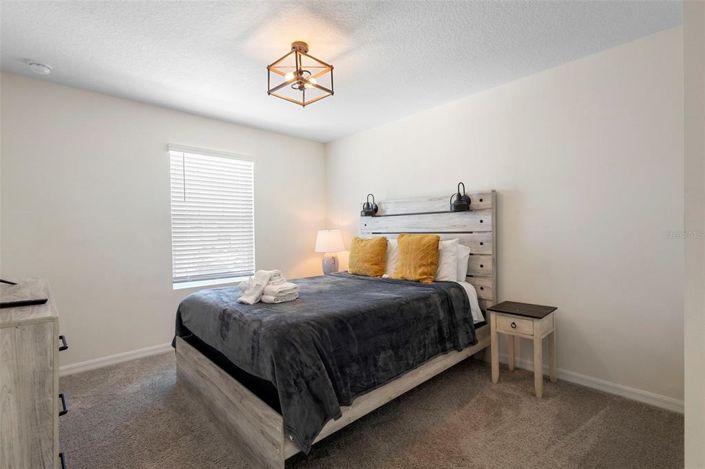 Image No.33-7 Bed House for sale