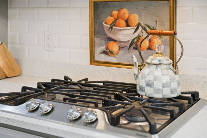 Image No.11-5 Bed House for sale