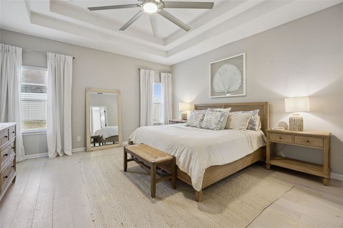 Image No.18-5 Bed House for sale