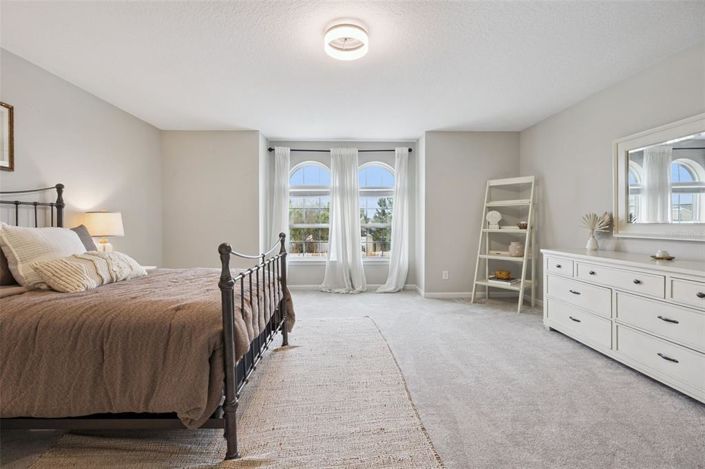 Image No.36-5 Bed House for sale