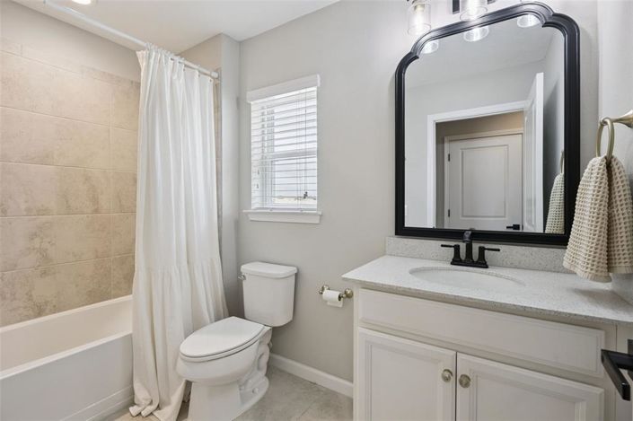 Image No.37-5 Bed House for sale