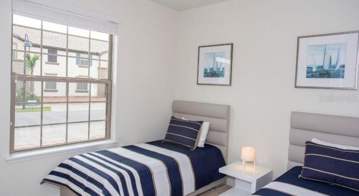 Image No.27-4 Bed Townhouse for sale