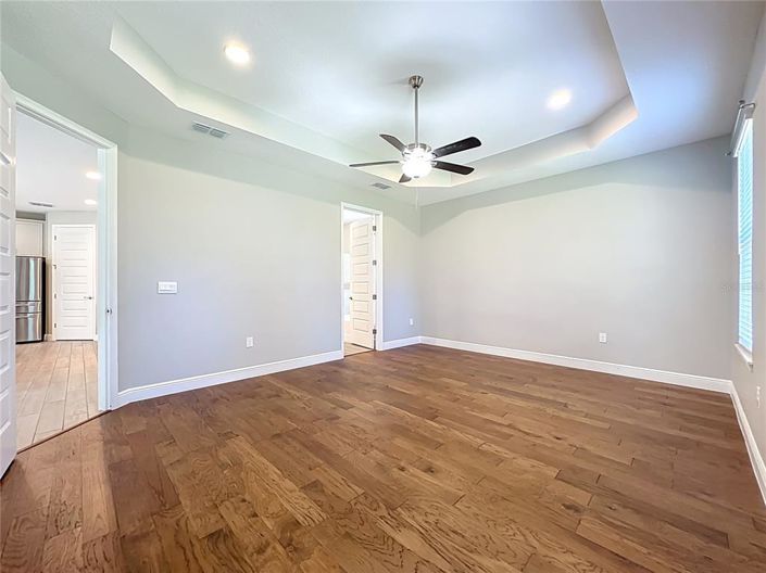 Image No.26-4 Bed House for sale