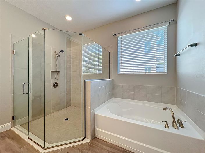 Image No.29-4 Bed House for sale