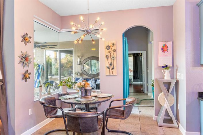 Image No.20-5 Bed House for sale