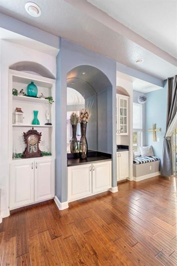 Image No.25-5 Bed House for sale