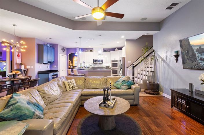 Image No.3-5 Bed House for sale