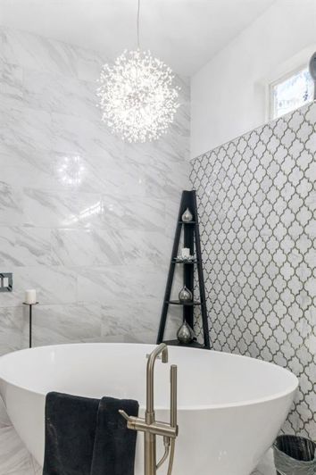 Image No.31-5 Bed House for sale