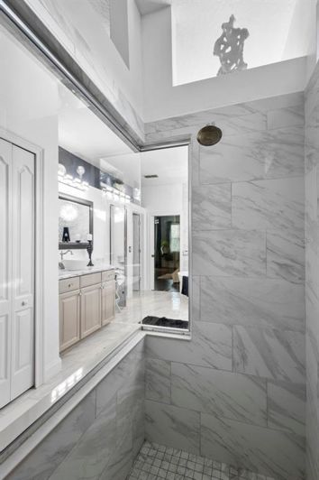 Image No.36-5 Bed House for sale