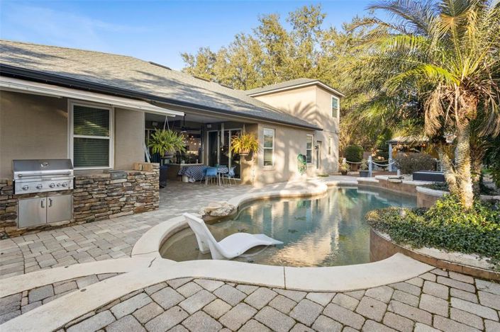 Image No.57-5 Bed House for sale