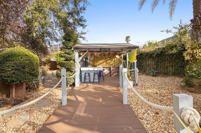 Image No.58-5 Bed House for sale