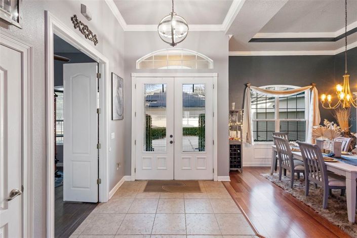 Image No.7-5 Bed House for sale