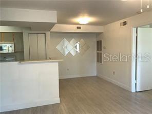 Image No.6-Appartement de 2 chambres à vendre à Saint John