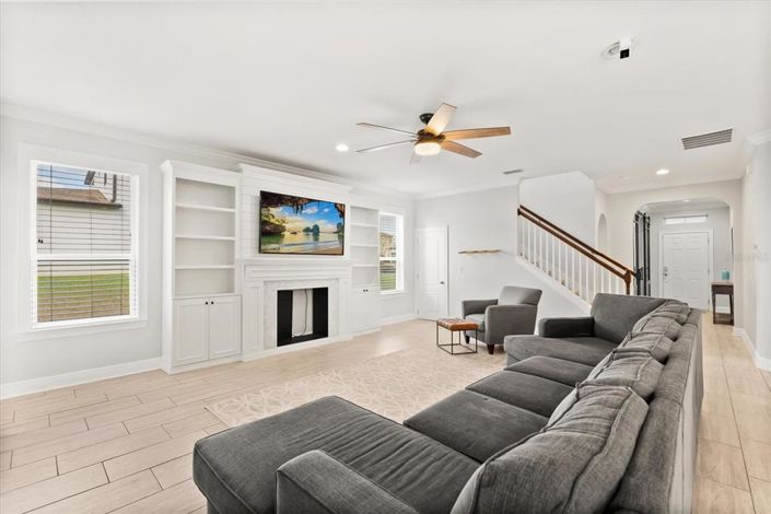 Image No.10-4 Bed House for sale