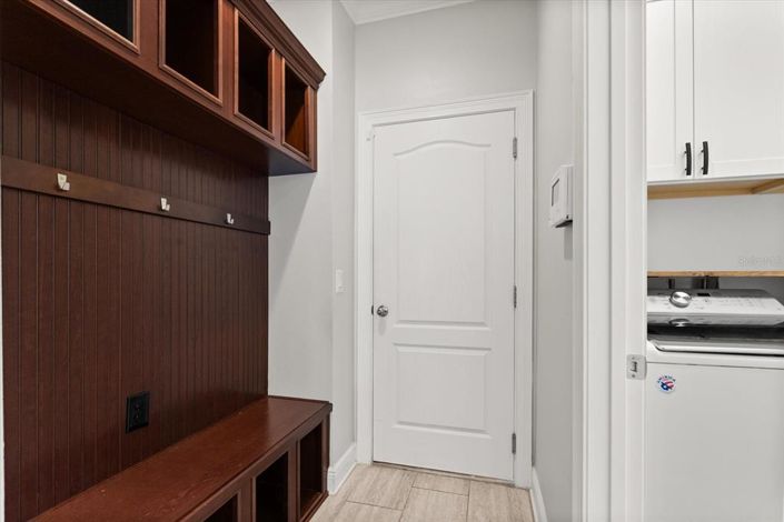 Image No.19-4 Bed House for sale