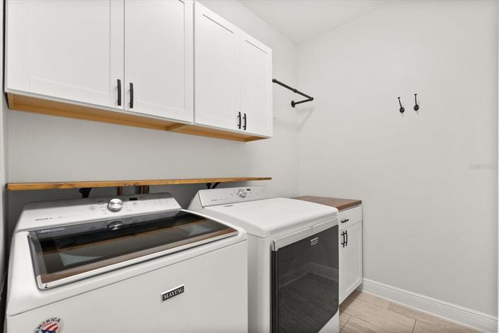 Image No.20-4 Bed House for sale