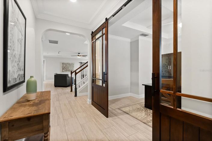 Image No.6-4 Bed House for sale