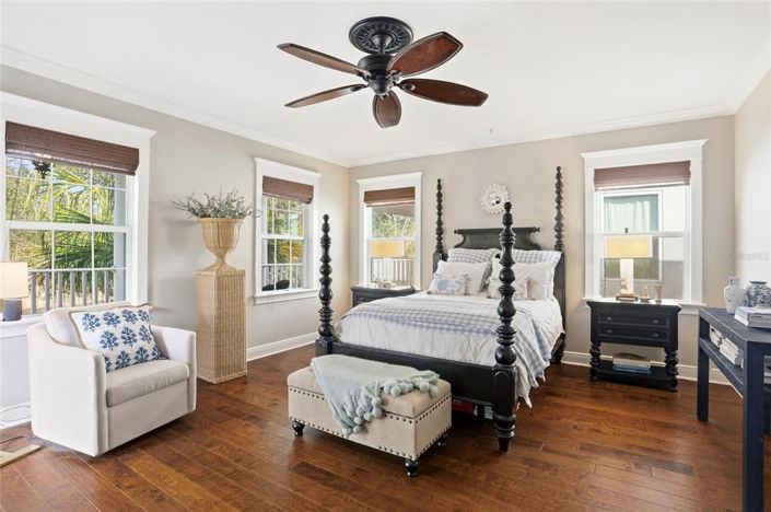 Image No.21-3 Bed House for sale