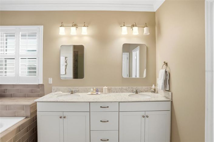 Image No.29-3 Bed House for sale