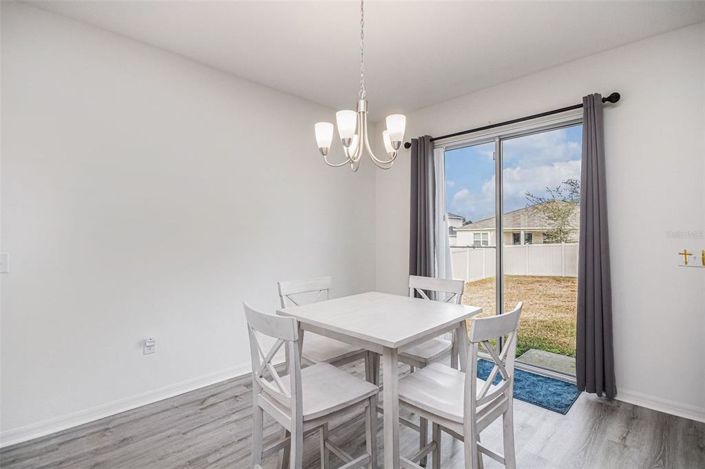 Image No.10-3 Bed House for sale