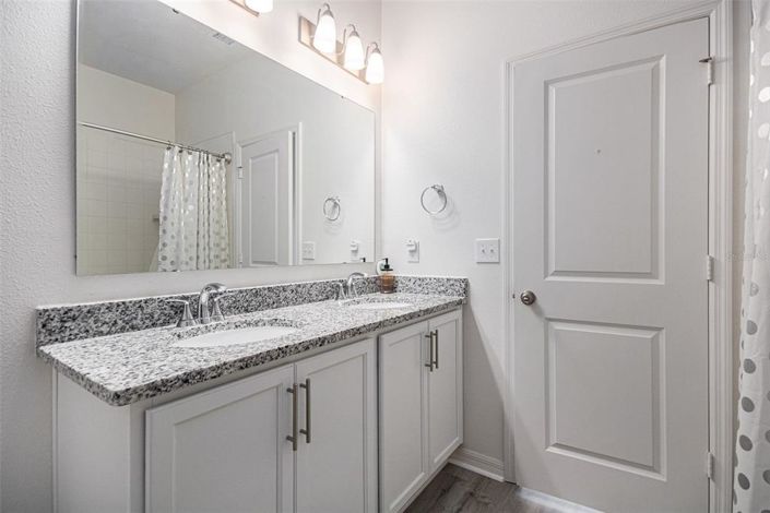 Image No.37-3 Bed House for sale