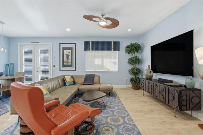 Image No.12-3 Bed House for sale