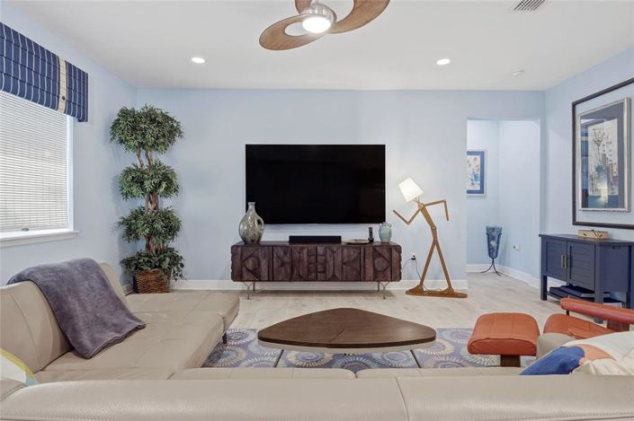 Image No.13-3 Bed House for sale