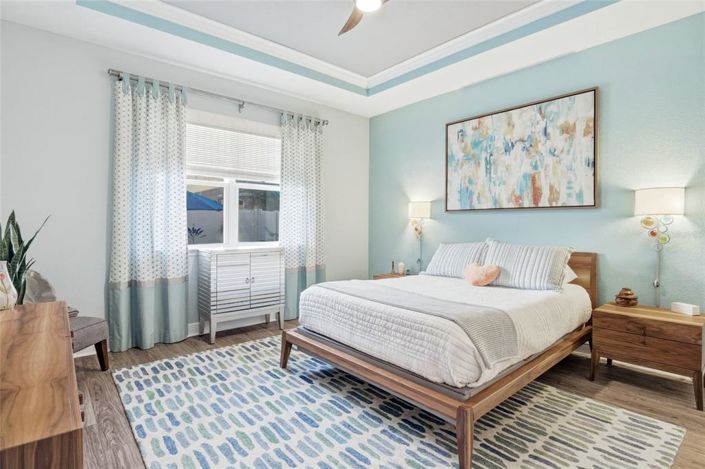 Image No.17-3 Bed House for sale