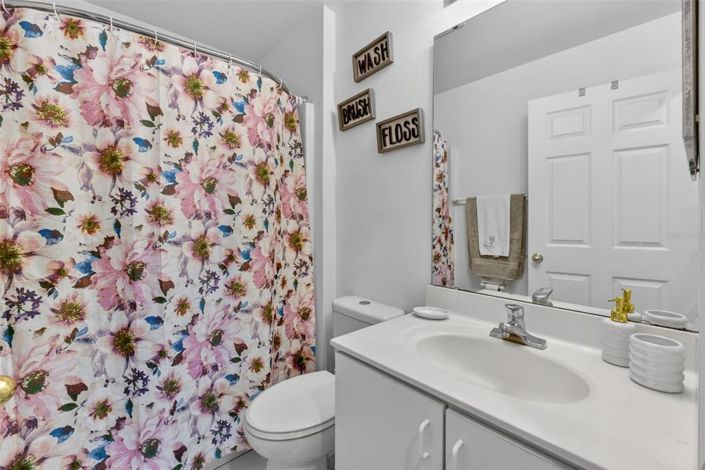 Image No.16-3 Bed House for sale