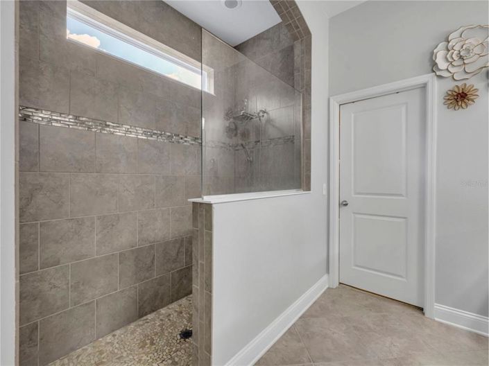 Image No.28-4 Bed House for sale