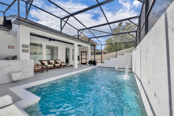 Image No.44-4 Bed House for sale