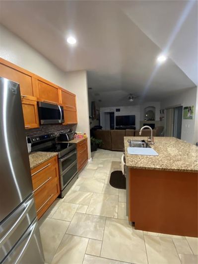 Image No.3-4 Bed House for sale