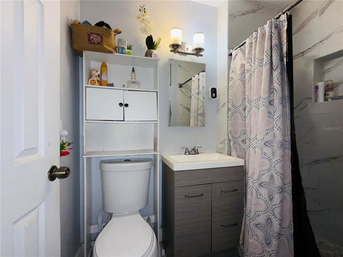 Image No.17-4 Bed House for sale