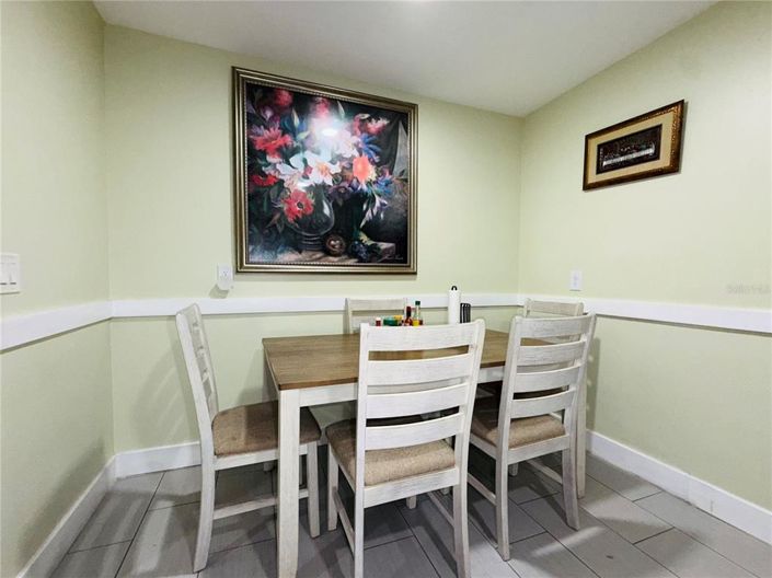 Image No.20-4 Bed House for sale