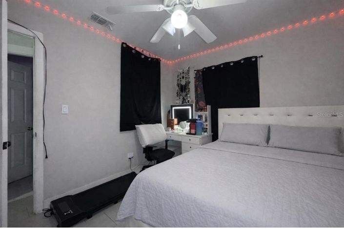 Image No.27-4 Bed House for sale