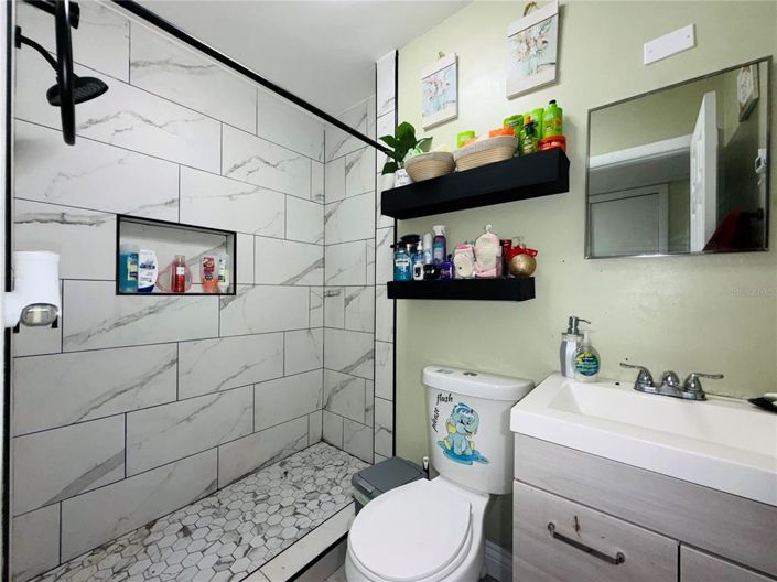 Image No.29-4 Bed House for sale