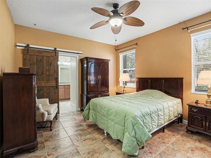 Image No.19-3 Bed House for sale