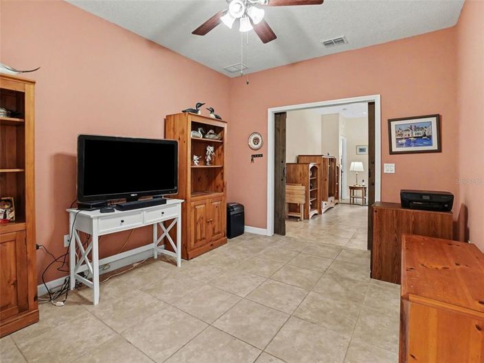 Image No.25-3 Bed House for sale