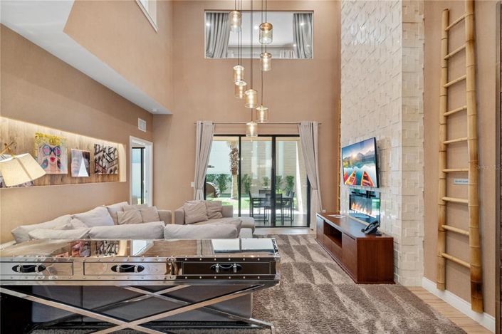 Image No.18-4 Bed Townhouse for sale