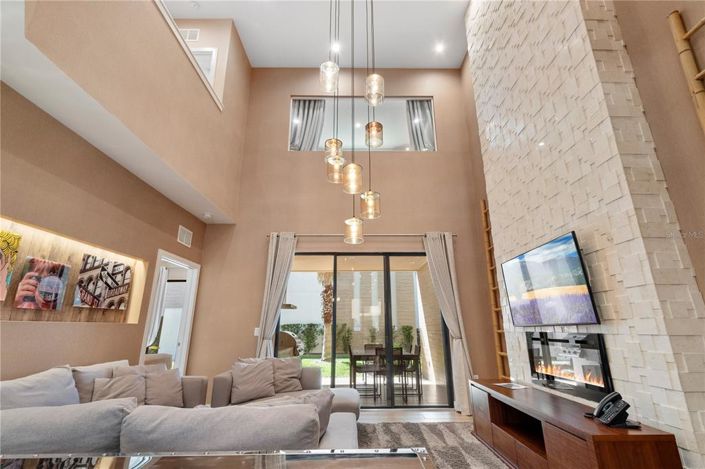 Image No.23-4 Bed Townhouse for sale