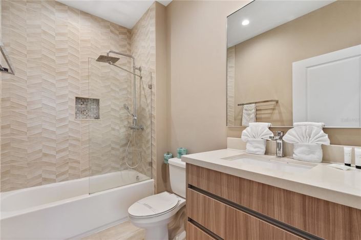 Image No.47-4 Bed Townhouse for sale