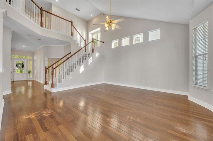 Image No.13-3 Bed House for sale