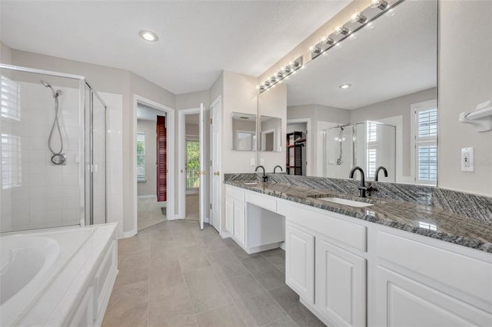 Image No.25-3 Bed House for sale