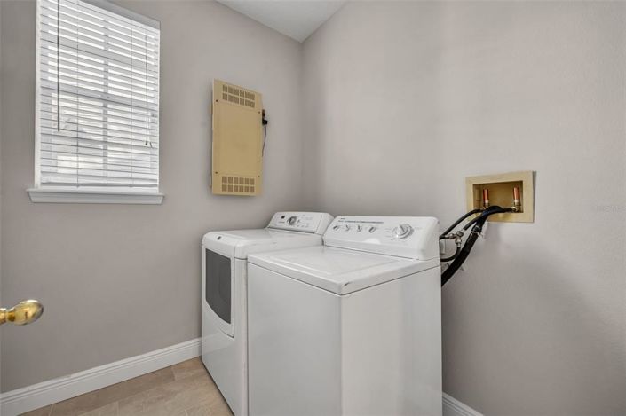 Image No.35-3 Bed House for sale