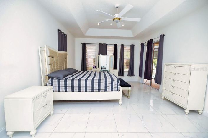 Image No.30-5 Bed House for sale