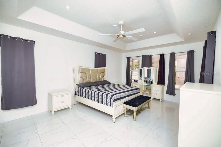 Image No.31-5 Bed House for sale