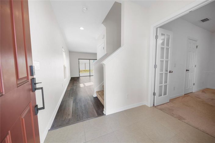 Image No.6-5 Bed House for sale