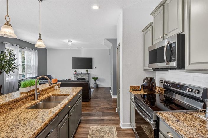 Image No.13-4 Bed House for sale