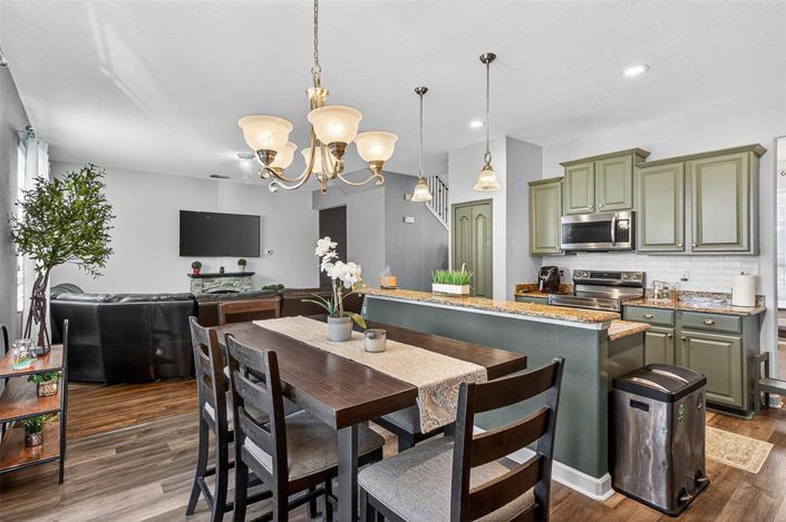 Image No.17-4 Bed House for sale