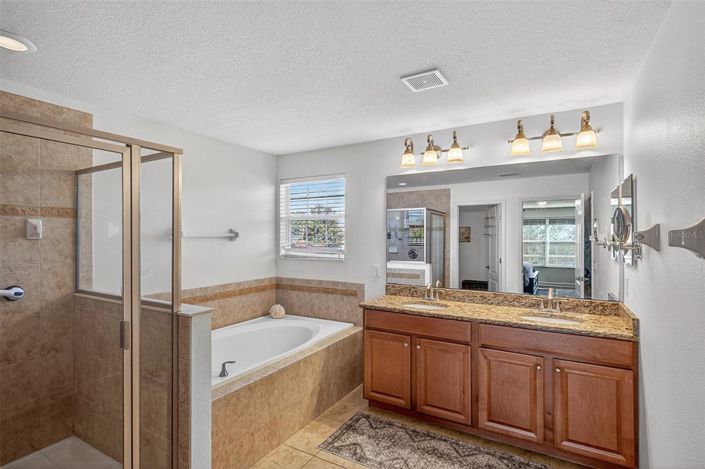 Image No.39-4 Bed House for sale